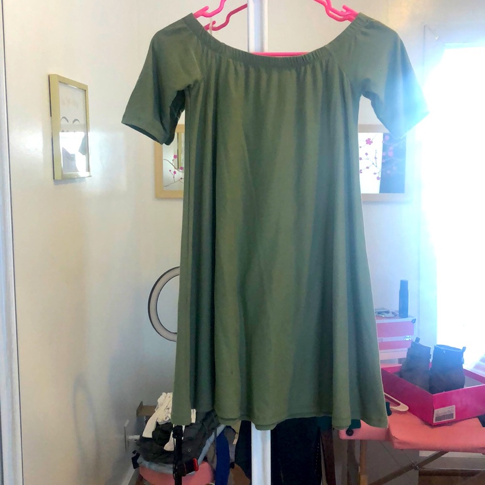 Off the shoulder bodycon lose tshirt dress